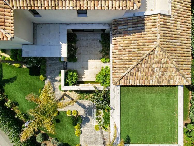 Sainte-Maxime, Proche centre-ville, Villa contemporaine, vue mer panoramique sur le golfe de Saint-Tropez