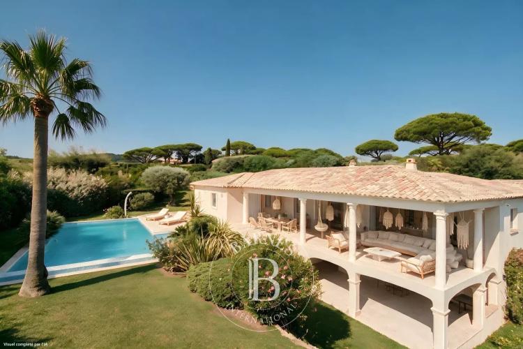 SAINTE-MAXIME - VILLA PROVENÇALE DE PLAIN-PIED - VUE MER - DOMAINE PRIVÉ